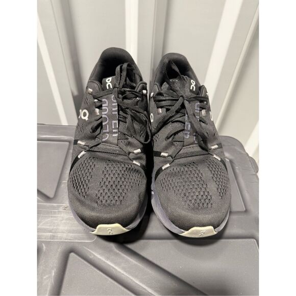 On Cloudflow Running Shoes Men’s 10 EU44 Black CloudTec Lightweight Trainers main image 4
